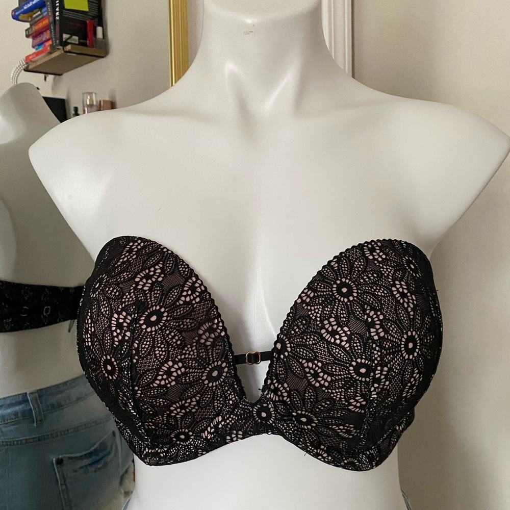Very Sexy multiway black lace plunge strapless bra